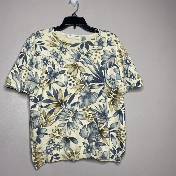 Alfred Dunner Tops - Vintage ALFRED DUNNER Cream Blue Beige Floral Beaded Knit Top Short Sleeve SZ 1X